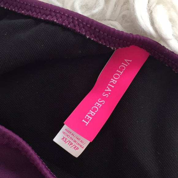 Victoria’s Secret set of 2 bikini bottoms - Picture 10 of 10